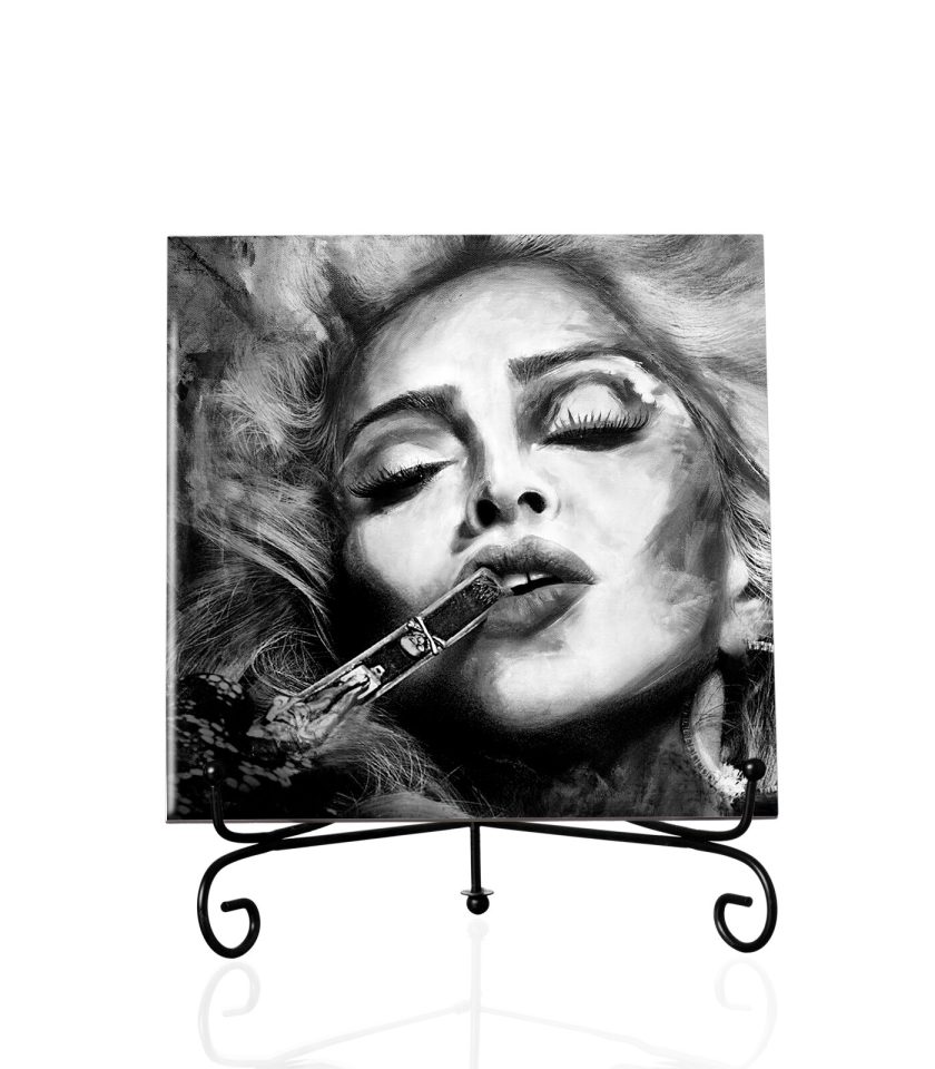 Madonna BW -Tile