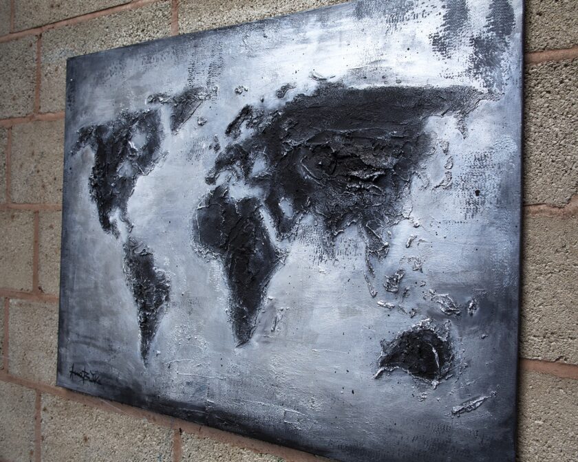World map BW - Image 7