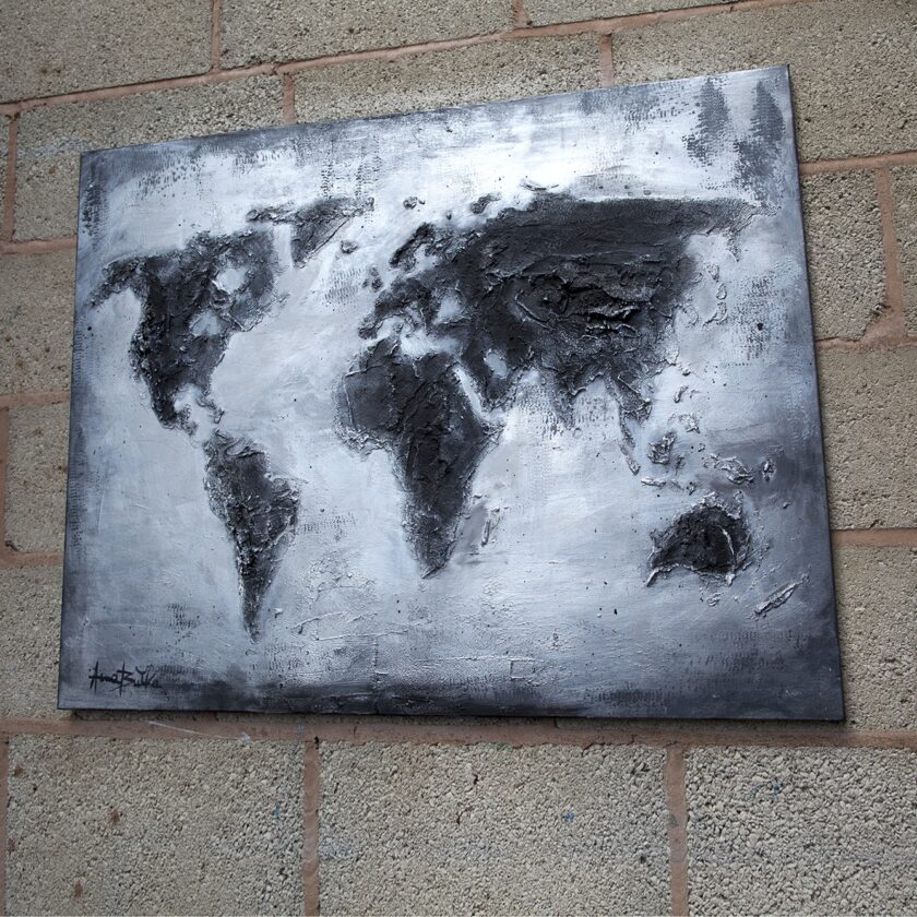 World map BW - Image 4