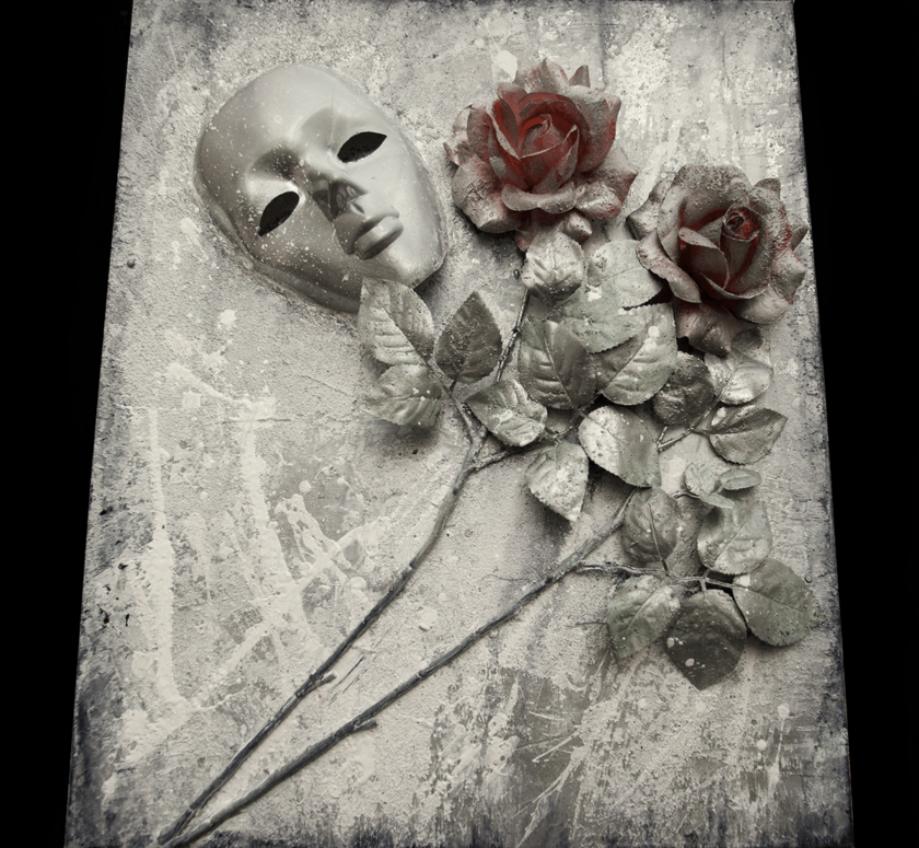 White mask roses 3D - Image 3
