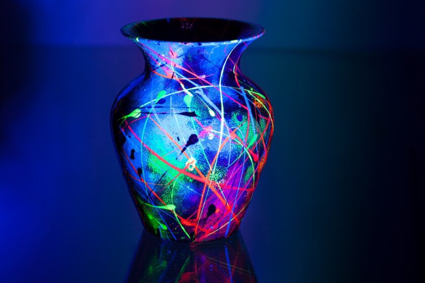 UV Vase - Image 7