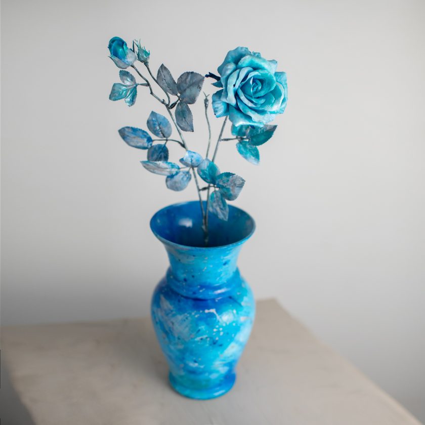 Blue Vase - Image 4