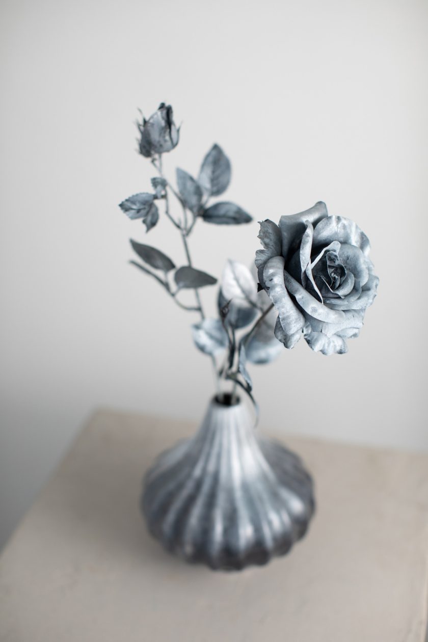 Vase, Rose and Skull - Image 4