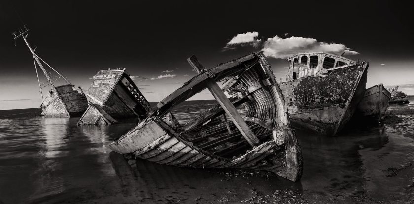 Pin Mill boat BW - Image 3