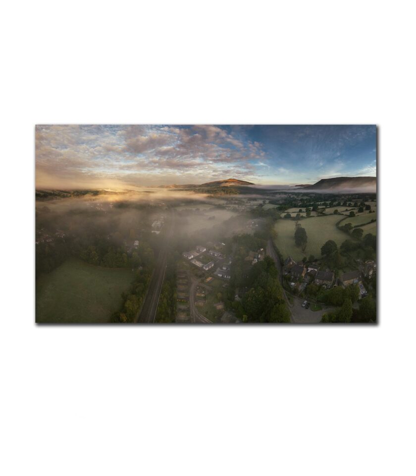Misty sunrise in Peak District